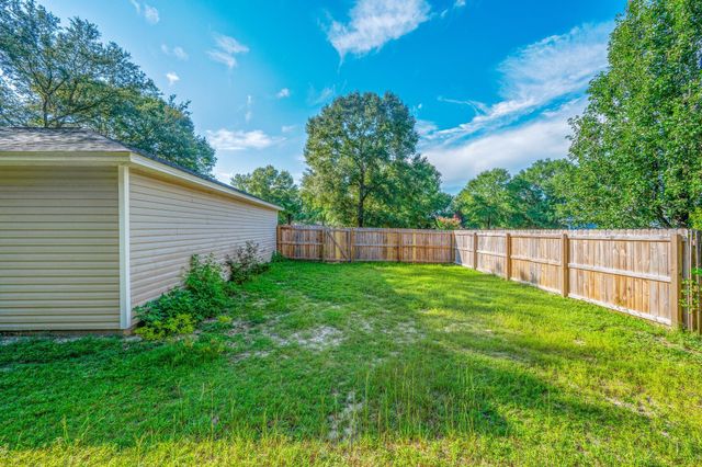 104 Cabana Way, Crestview, FL 32536