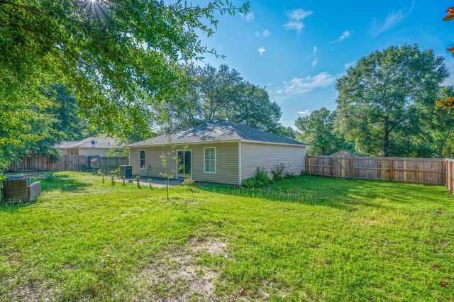 104 Cabana Way, Crestview, FL 32536