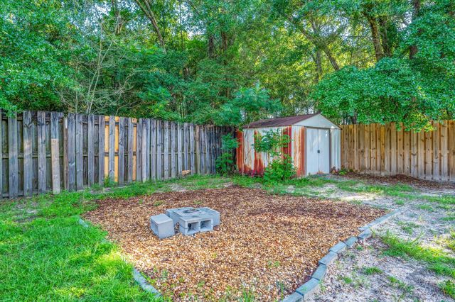 104 Cabana Way, Crestview, FL 32536