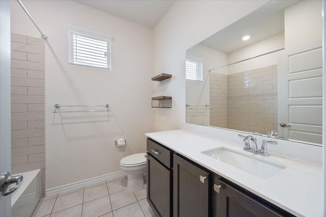 423 Highedge Drive, Fate, TX 75087