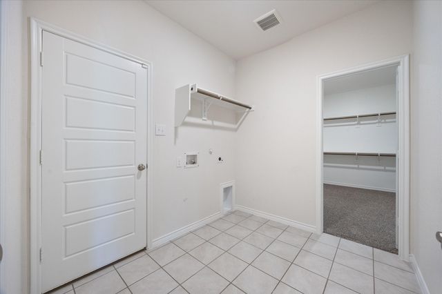 423 Highedge Drive, Fate, TX 75087