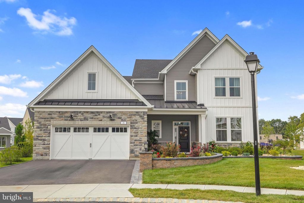 21 COLE, Cranbury, NJ 08512