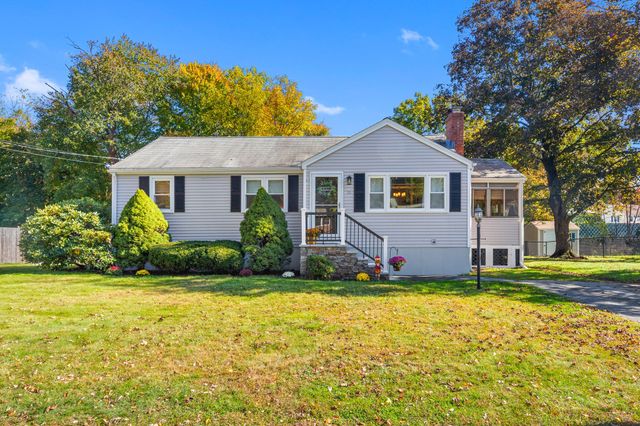 15 Carson Rd, Woburn, MA 01801