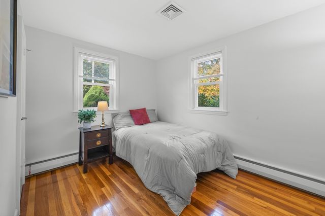 15 Carson Rd, Woburn, MA 01801