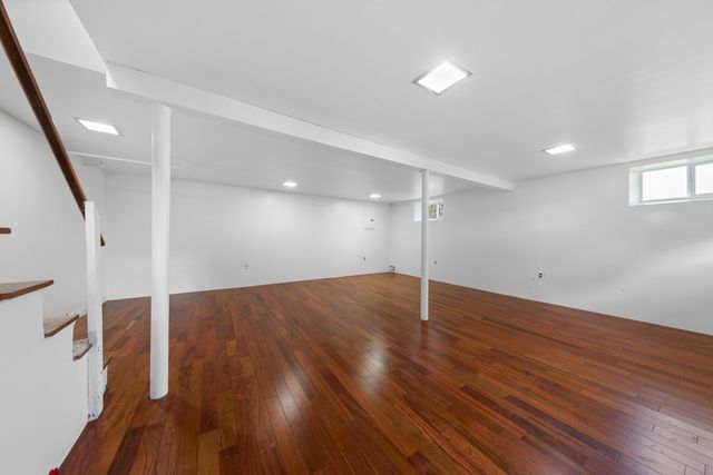 15 Carson Rd, Woburn, MA 01801