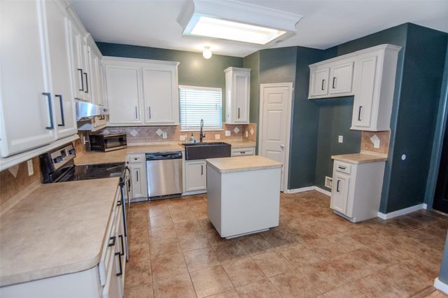 13570 Miller Lane, Willis, TX 77318