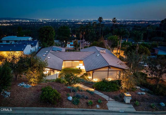 1724 E Loma Alta Drive, Altadena, CA 91001