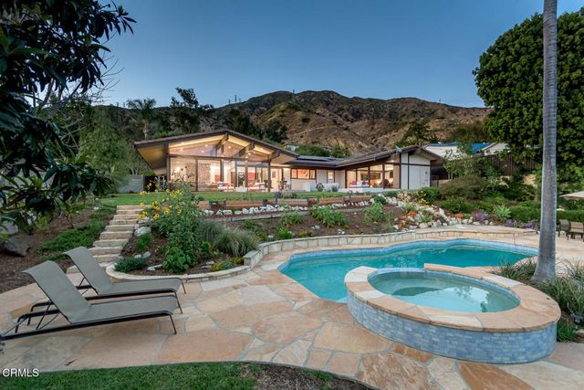1724 E Loma Alta Drive, Altadena, CA 91001