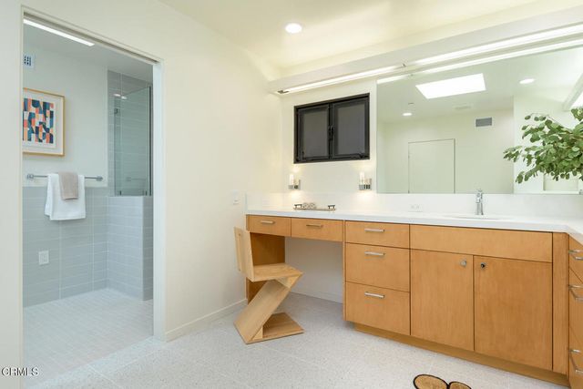 1724 E Loma Alta Drive, Altadena, CA 91001