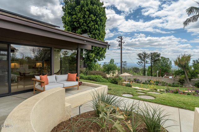 1724 E Loma Alta Drive, Altadena, CA 91001