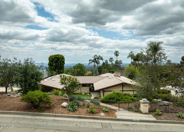 1724 E Loma Alta Drive, Altadena, CA 91001