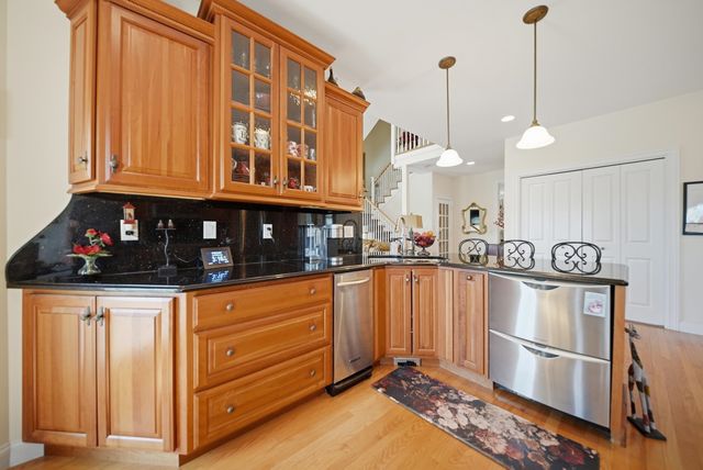 31 Gordon Mountain Road, Windham, NH 03087