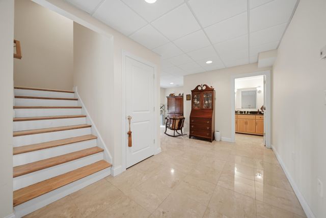 31 Gordon Mountain Road, Windham, NH 03087
