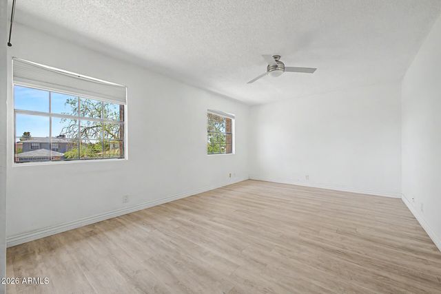 3732 W WAGONER Road, Glendale, AZ 85308