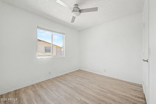 3732 W WAGONER Road, Glendale, AZ 85308