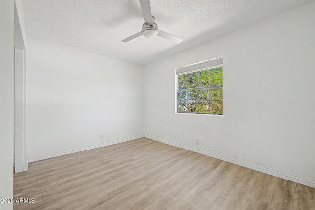 3732 W WAGONER Road, Glendale, AZ 85308