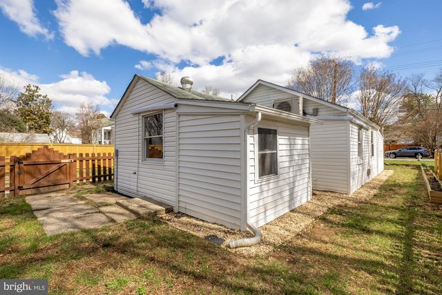 4802 51ST PL, Hyattsville, MD 20781