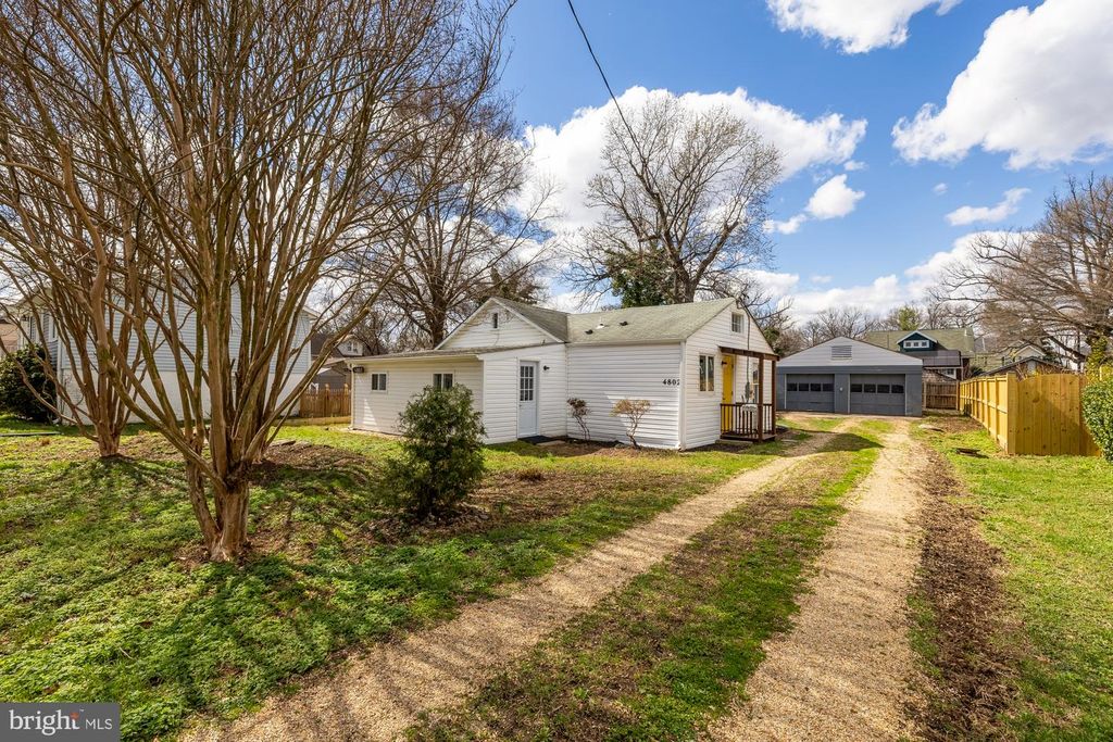 4802 51ST PL, Hyattsville, MD 20781