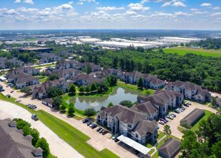 17111 Hafer Road 1323, Houston, TX 77090