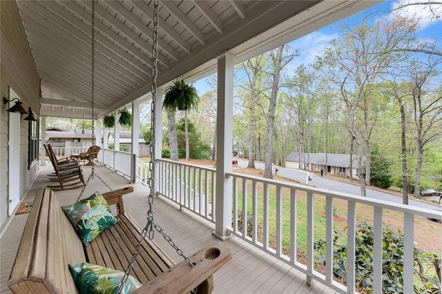 3836 Cherokee Ford, Gainesville, GA 30506