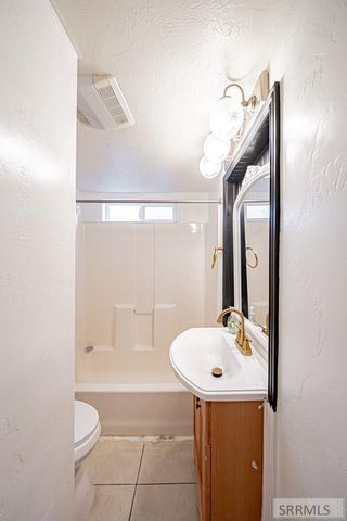 237 Amherst Circle, Blackfoot, ID 83221