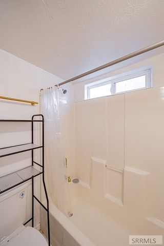 237 Amherst Circle, Blackfoot, ID 83221