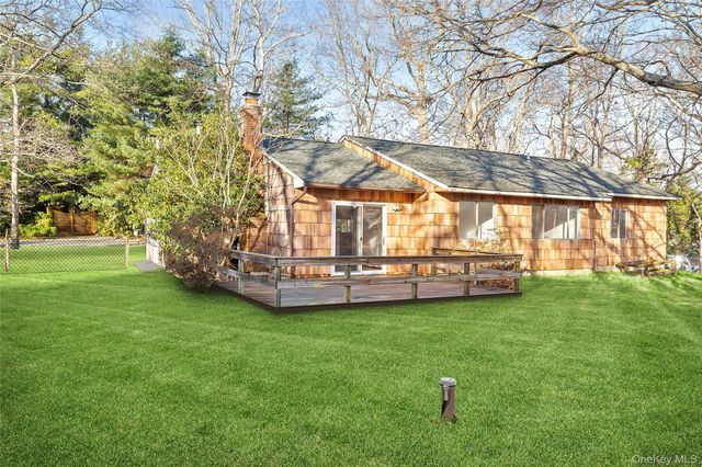 16 Settlers Landing Lane, East Hampton, NY 11937