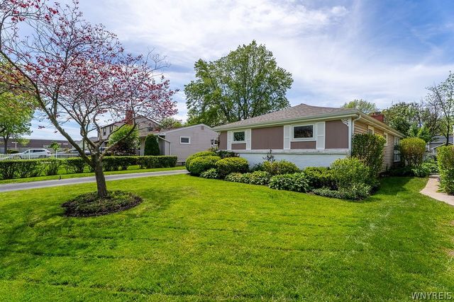 21 Costin Road, Amherst, NY 14226