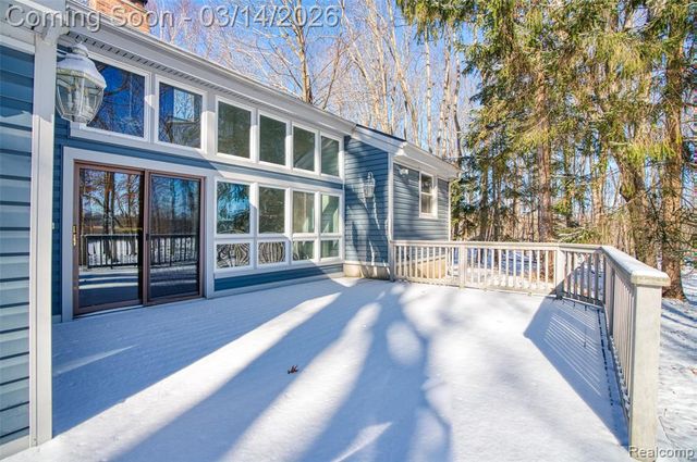 9800 Roberts Road, Gregory, MI 48137