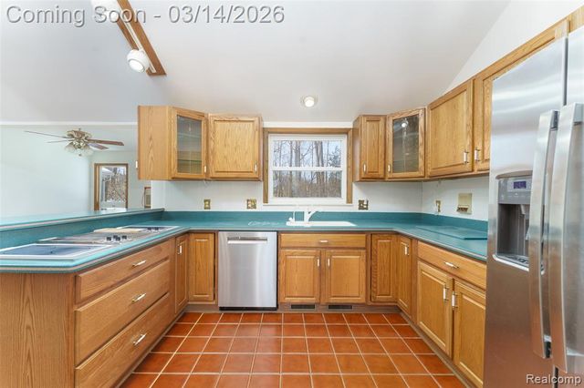 9800 Roberts Road, Gregory, MI 48137