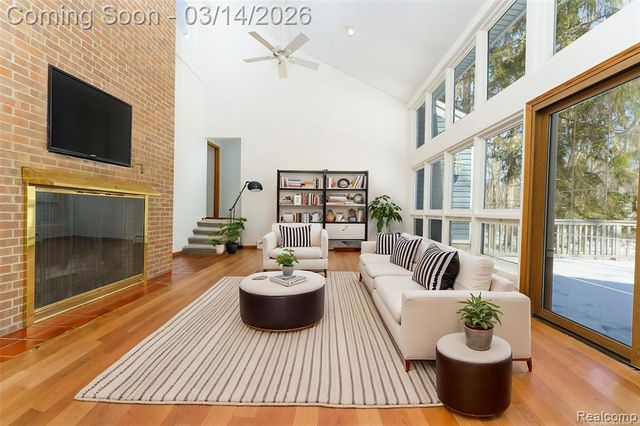 9800 Roberts Road, Gregory, MI 48137