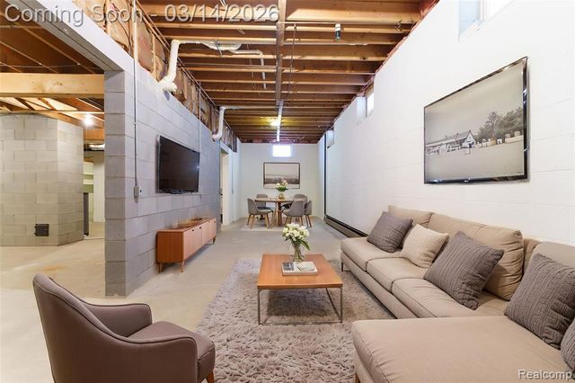 9800 Roberts Road, Gregory, MI 48137