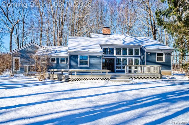 9800 Roberts Road, Gregory, MI 48137