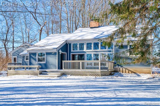 9800 Roberts Road, Gregory, MI 48137