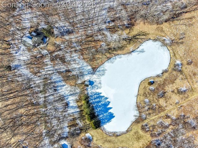 9800 Roberts Road, Gregory, MI 48137