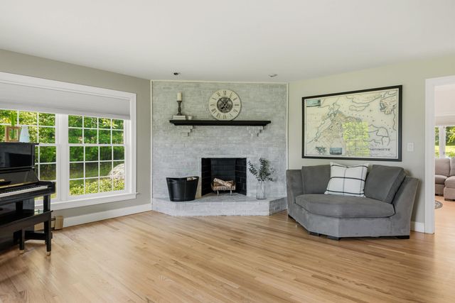 108 Tidewater Farm Road, Stratham, NH 03885