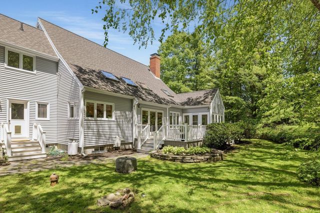 108 Tidewater Farm Road, Stratham, NH 03885