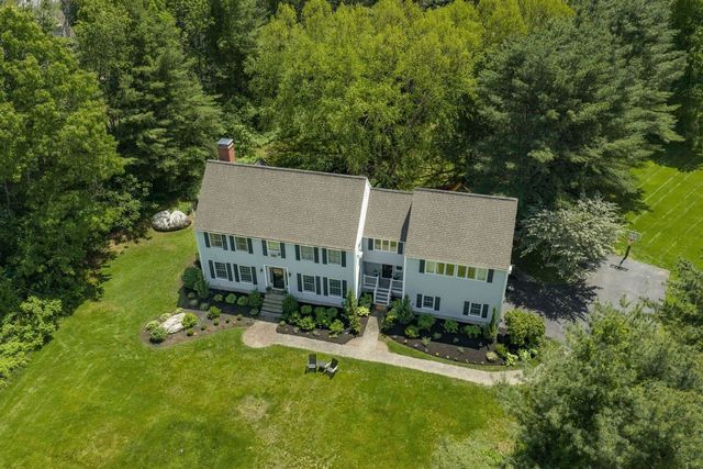 108 Tidewater Farm Road, Stratham, NH 03885