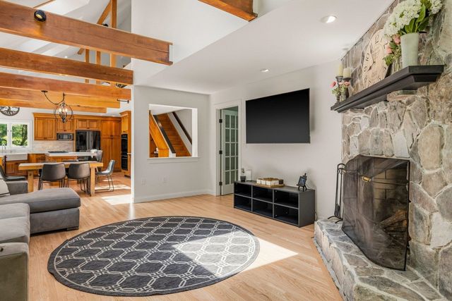 108 Tidewater Farm Road, Stratham, NH 03885