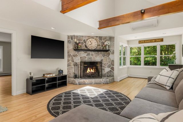 108 Tidewater Farm Road, Stratham, NH 03885