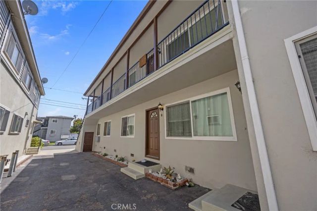 1629 E Maple, El Segundo, CA 90245