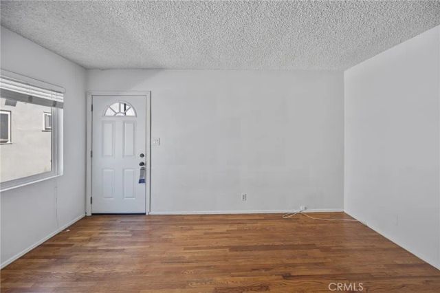 1629 E Maple, El Segundo, CA 90245
