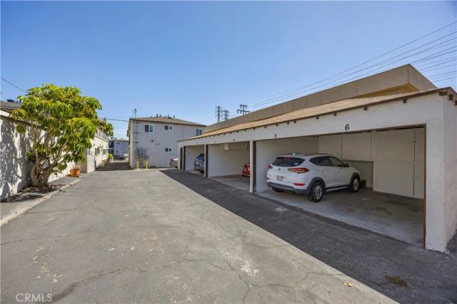 1629 E Maple, El Segundo, CA 90245