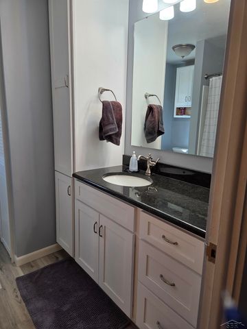 8020 Winchester Court, Saginaw, MI 48609