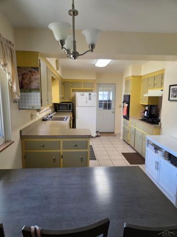 8020 Winchester Court, Saginaw, MI 48609