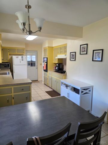 8020 Winchester Court, Saginaw, MI 48609