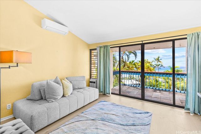 1717 Palaau Street, Honolulu, HI 96821