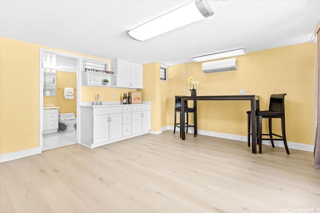 1717 Palaau Street, Honolulu, HI 96821