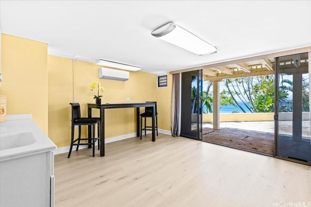 1717 Palaau Street, Honolulu, HI 96821