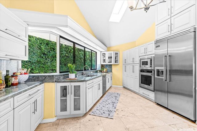 1717 Palaau Street, Honolulu, HI 96821